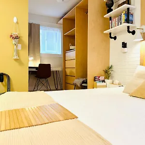 Homestay Private Guest 10mins To Downtown - King Bed - Bathtub - Free Parking, Vancouver